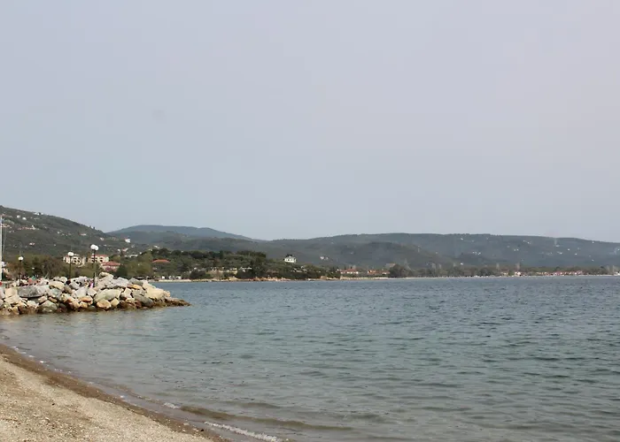 Holiday home Elatos Sea House *